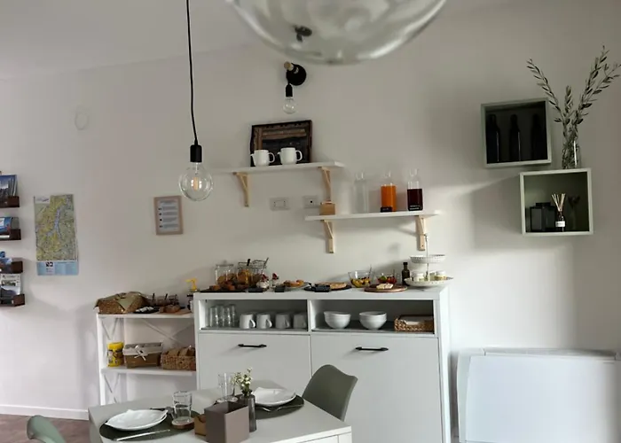 Sotto Al Bosco B&B E Azienda Agricola